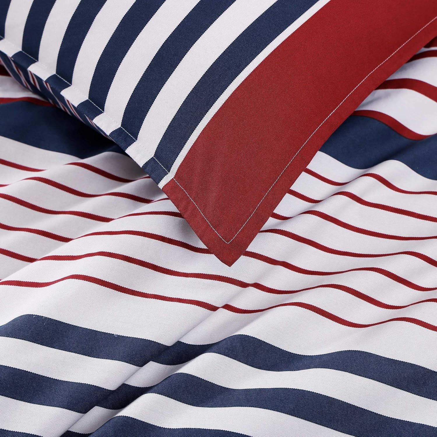 Tommy Hilfiger - Queen Duvet Cover Set, 100% Cotton Percale Bedding with Matching Shams, Button Closure & Corner Ties, Reversible Brooklyn Stripe Design, Americana Decor (Blue)