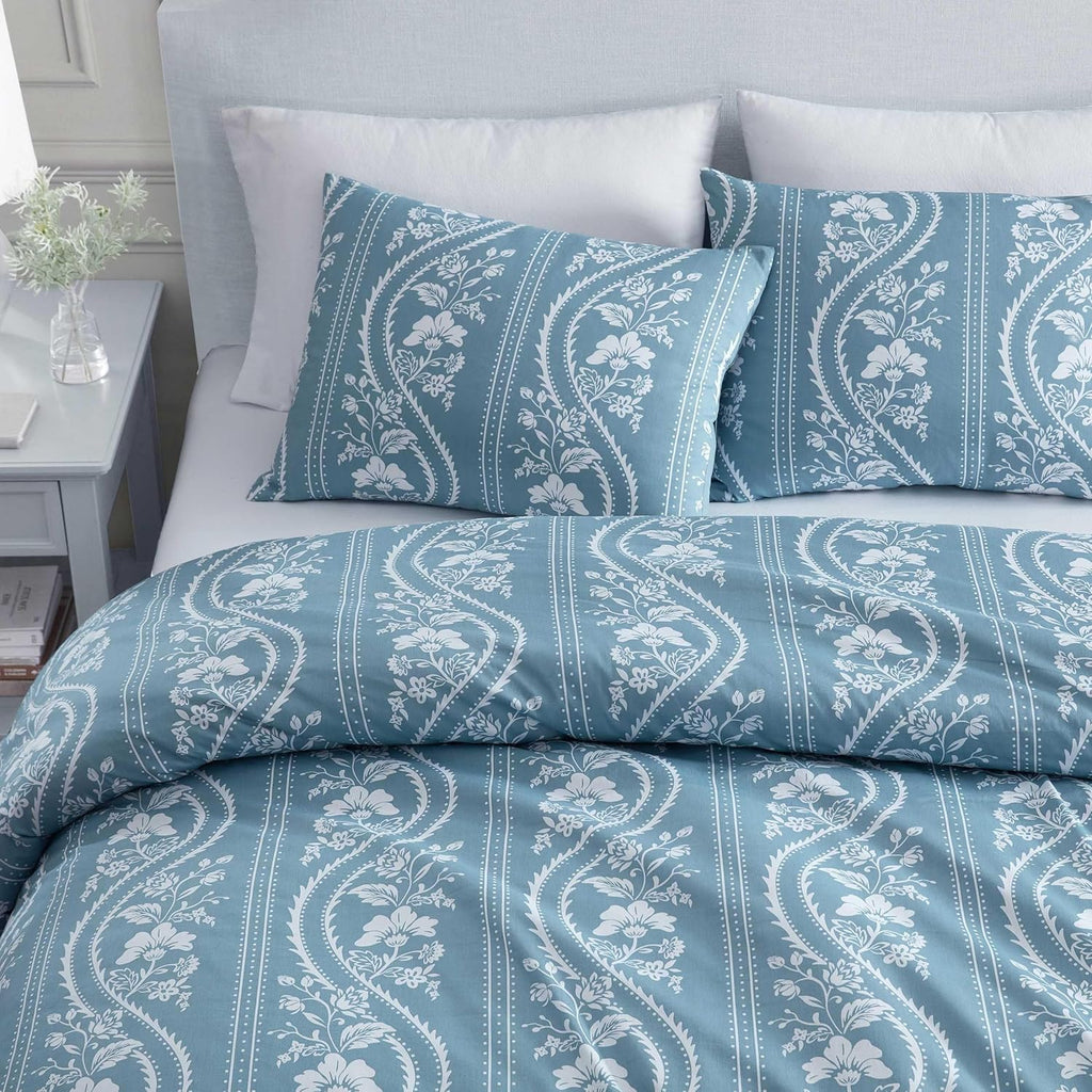 Martha Stewart - Twin Comforter Set, Smooth Sateen Front with Subtle Sheen & Lightweight Cotton Percale Reverse, 2 Piece Bed Set with Matching Pillowcase (Sophia Stripe Blue)