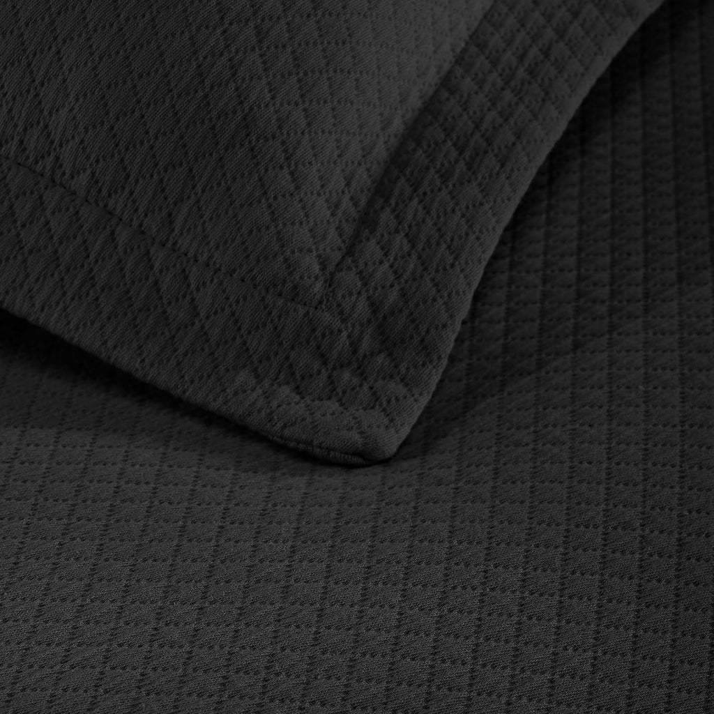 Superior Solitaire Cotton 3 Piece Bedspread Set, Home Bed Decor, Decorative Textured Bed Spread, 2 Pillow Shams, Airy Blanket, Matelasse Coverlet Bedding, All-Season Accent Blanket, Queen, Black