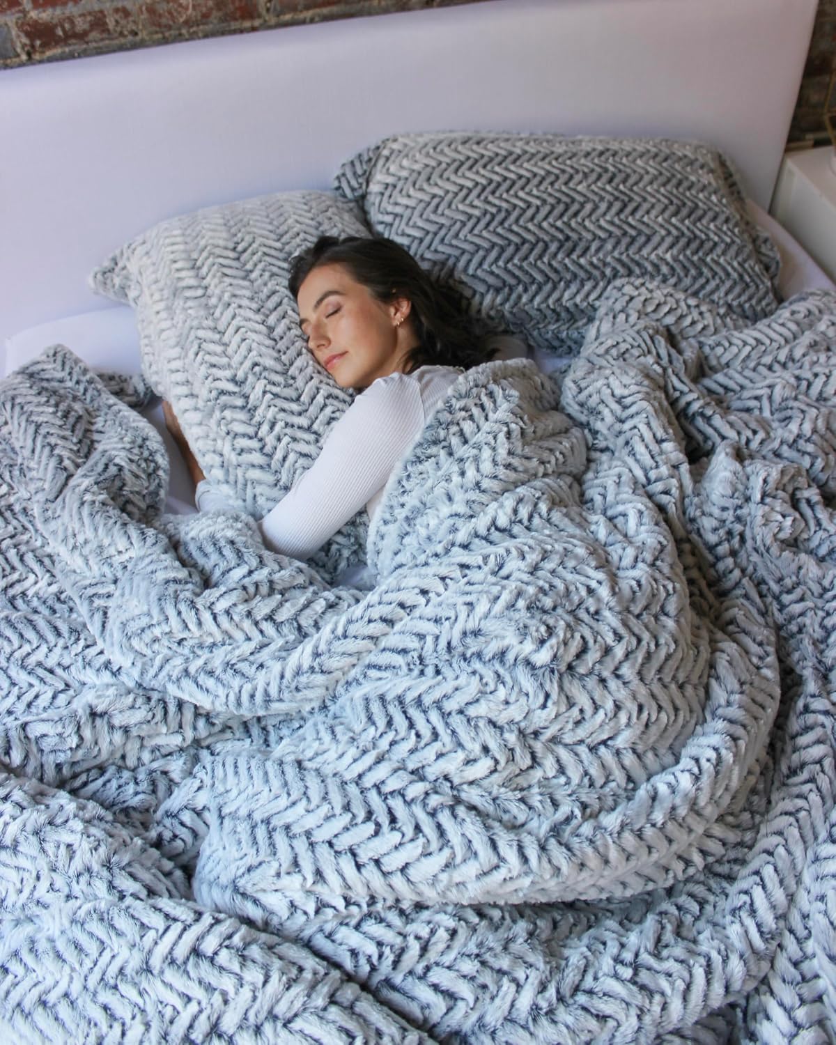 Byourbed Cozy Peaks - Coma Inducer® Oversized Queen Comforter Set - Chevron Frosted Navy