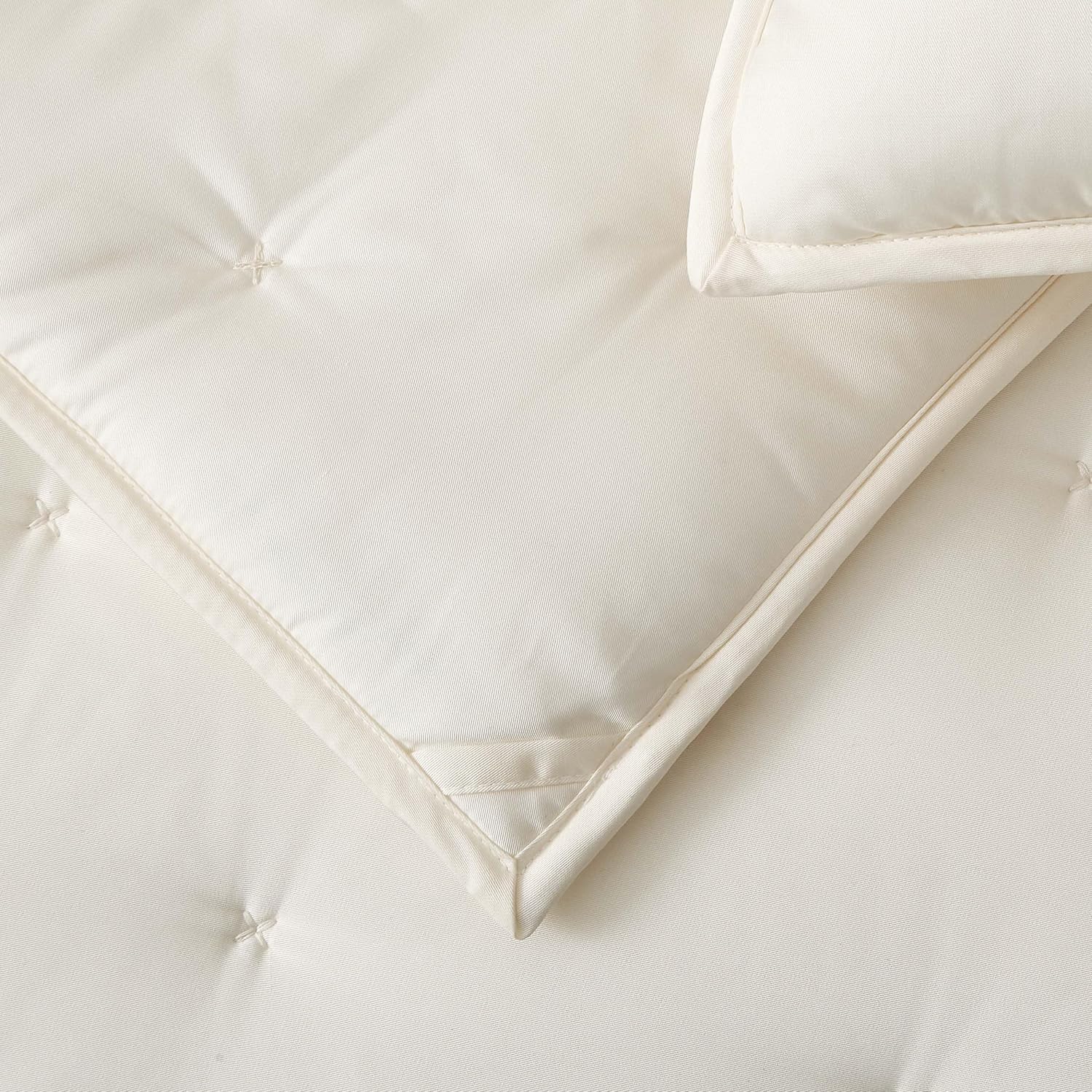 King/Cal King Quilt Set, 100% Viscose Derived from Bamboo, 3-Piece Dreamer Cross Stitch Cooling Rayon Bedding with 4 Corner Loops, Ivory White