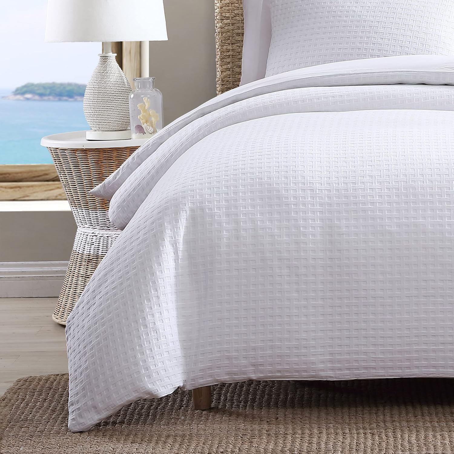 Tommy Bahama - Queen Comforter Set, Soft Cotton Bedding Set with Matching Shams, Medium Weight & Ideal for All Seasons (Basketweave White, Queen)