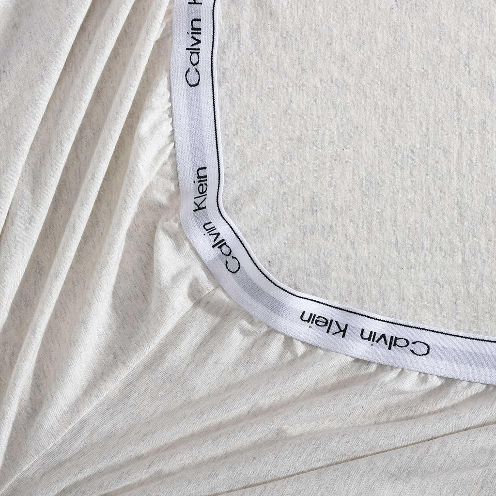 Calvin Klein - Queen Size Sheets Set, Naturally Soft Cotton-Blend Melange Jersey Bedding - Bed Sheets with Matching Pillowcases & Fitted Sheet (Modern Cotton Ivory/Grey)