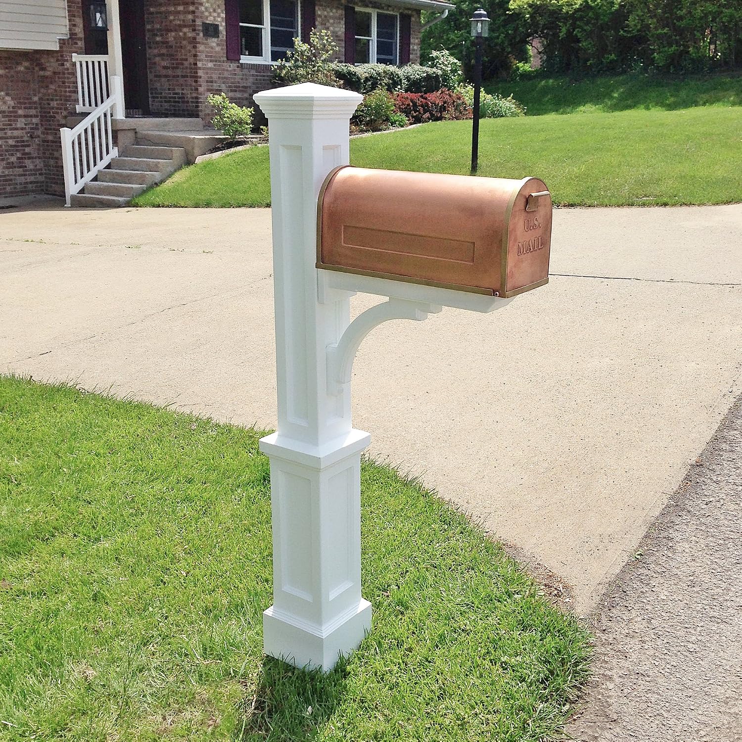 Mayne 580B00000 Newport Plus Mail Post, 25x8, White & LZM-625-WH Light Solar Cap-White